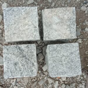 Grey Natural Grantie Cobblestone